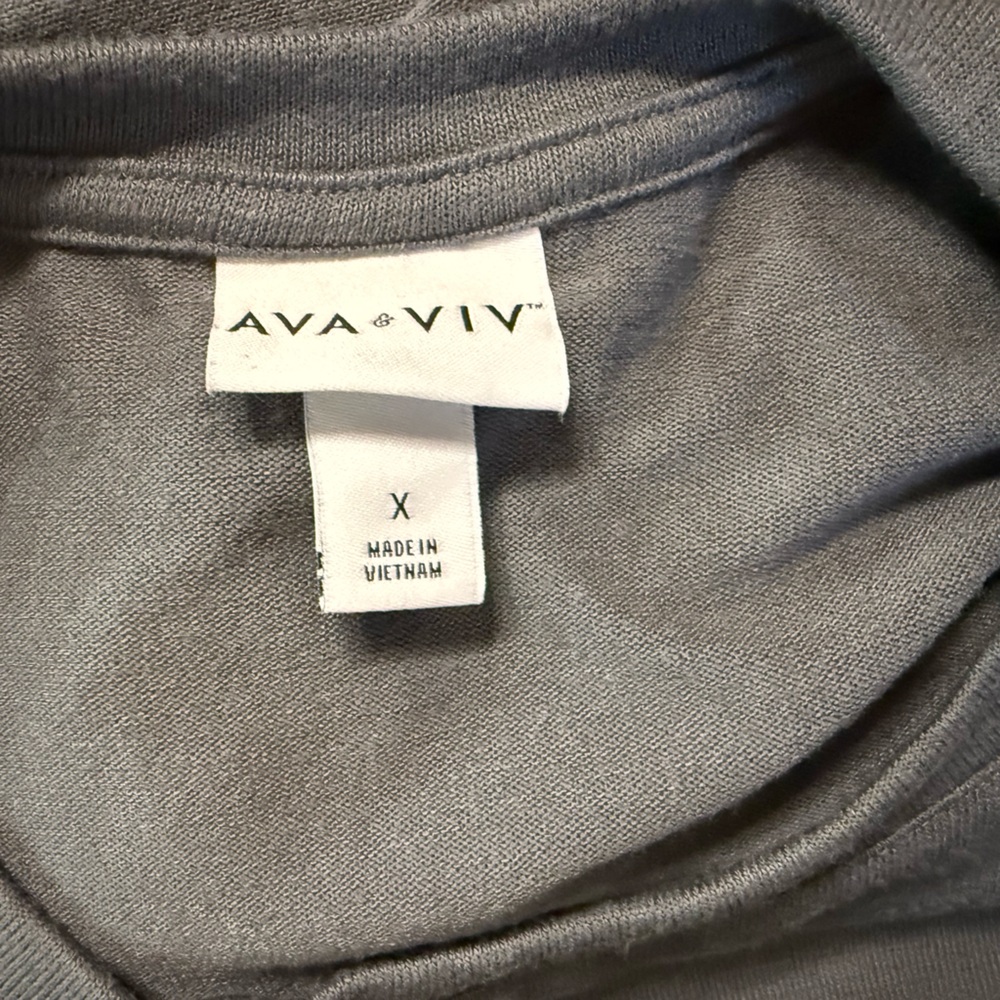 Ava & Viv Classic Gray Midi Dress - Picture 3 of 3